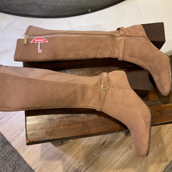 NWT Blondo TWYLA Waterproof Tall Boot Taupe Suede Size 7M - Picture 5 of 9